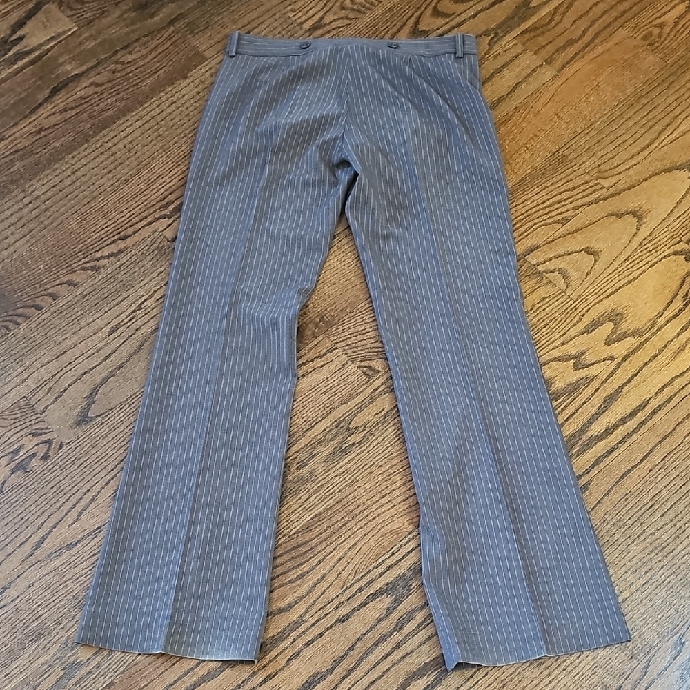 BCBGMaxAzria Women's Low-Rise Flare Charcoal Pinstripe Pants - Picture 3 of 9